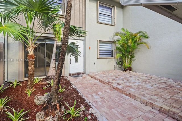 11459 SW 110th Ln, Miami, FL 33176