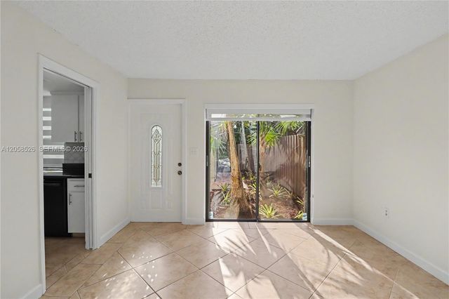 11459 SW 110th Ln, Miami, FL 33176