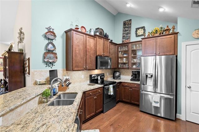 5329 Lair Drive, Greensboro, NC 27407