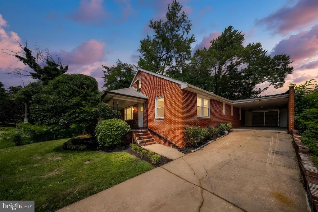 916 E BELVEDERE AVE, Baltimore, MD 21212
