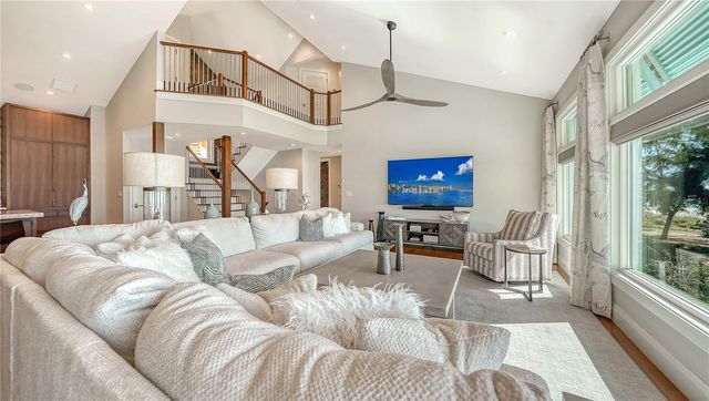 95 52ND STREET, Holmes Beach, FL 34217