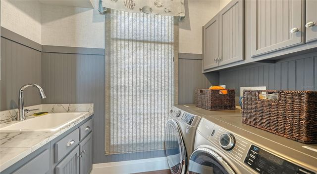 95 52ND STREET, Holmes Beach, FL 34217