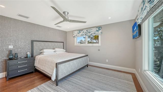 95 52ND STREET, Holmes Beach, FL 34217