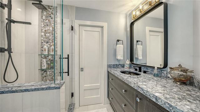 95 52ND STREET, Holmes Beach, FL 34217