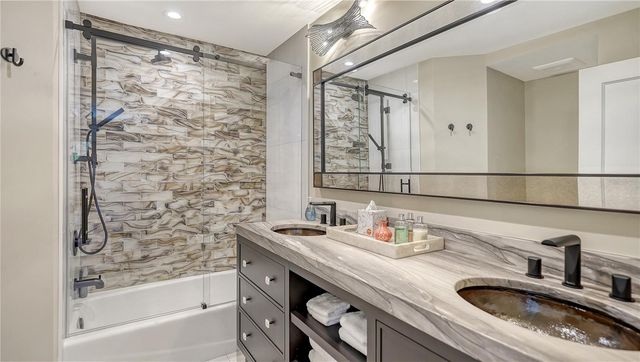 95 52ND STREET, Holmes Beach, FL 34217