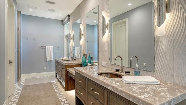 95 52ND STREET, Holmes Beach, FL 34217