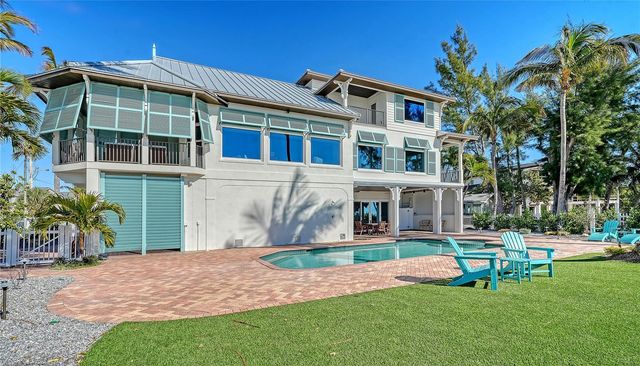 95 52ND STREET, Holmes Beach, FL 34217