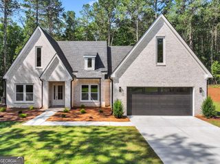 2335 Azalea Drive, Loganville, GA 30052