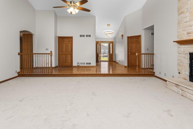 W183N6023 Lost Pond COURT, Menomonee Falls, WI 53051