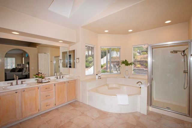 14371 Silver Heights, Poway, CA 92064