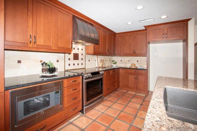 14371 Silver Heights, Poway, CA 92064