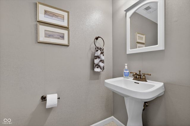 15941 Concert Way, Noblesville, IN 46060
