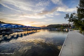 16 Hitchcock Dr, Dover, ID 83825