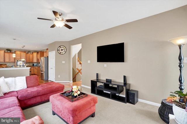 1015 NUGENT WAY, York, PA 17402