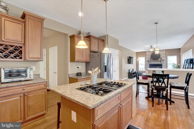1015 NUGENT WAY, York, PA 17402