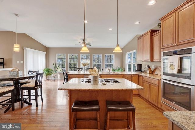 1015 NUGENT WAY, York, PA 17402