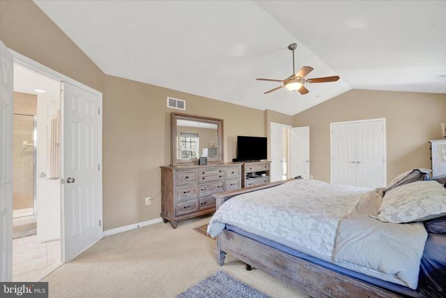1015 NUGENT WAY, York, PA 17402