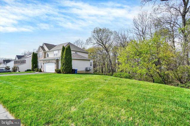 1015 NUGENT WAY, York, PA 17402