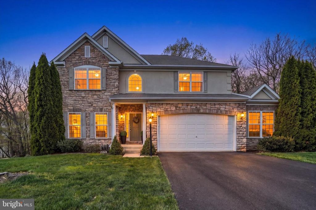 1015 NUGENT WAY, York, PA 17402