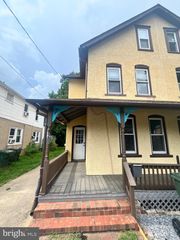 28 PROSPECT AVE, Newark, DE 19711
