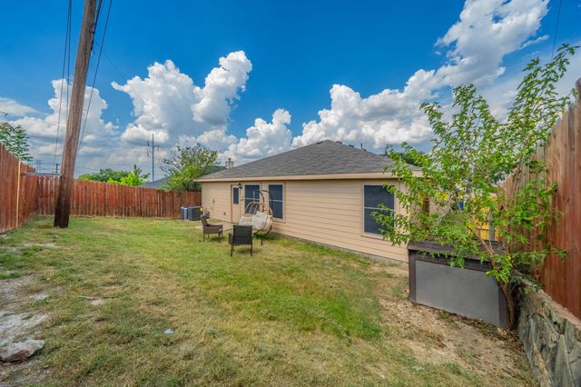 6131 Balcony Lane, Dallas, TX 75241