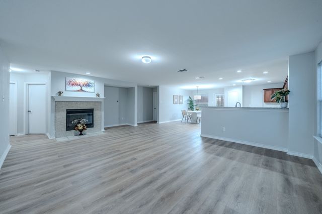 6131 Balcony Lane, Dallas, TX 75241