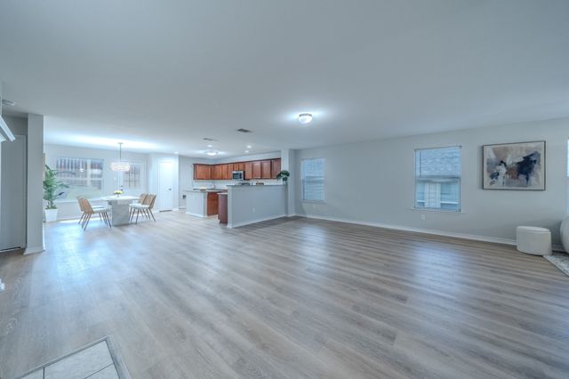 6131 Balcony Lane, Dallas, TX 75241