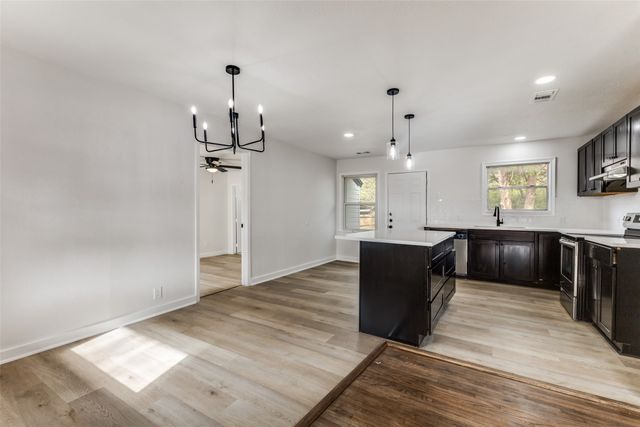 2723 Gus Thomasson Road, Dallas, TX 75228