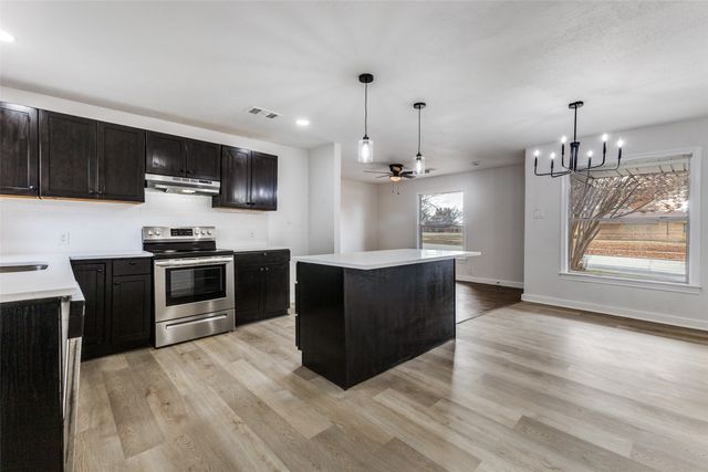 2723 Gus Thomasson Road, Dallas, TX 75228