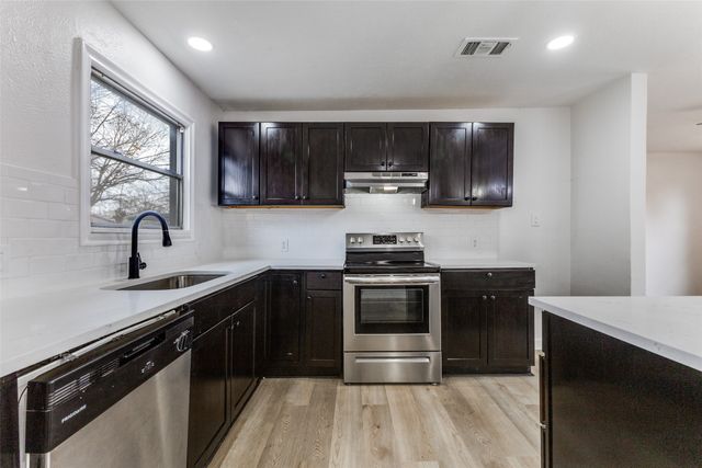 2723 Gus Thomasson Road, Dallas, TX 75228