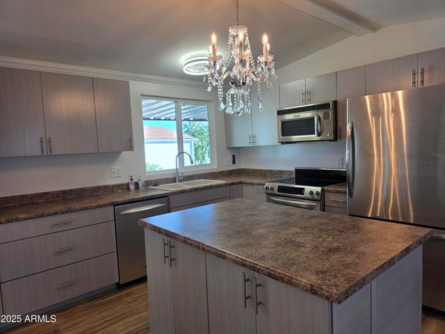 2233 E BEHREND Drive 134, Phoenix, AZ 85024