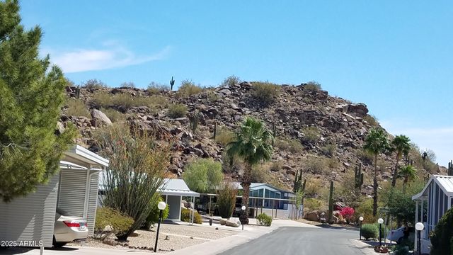 2233 E BEHREND Drive 134, Phoenix, AZ 85024