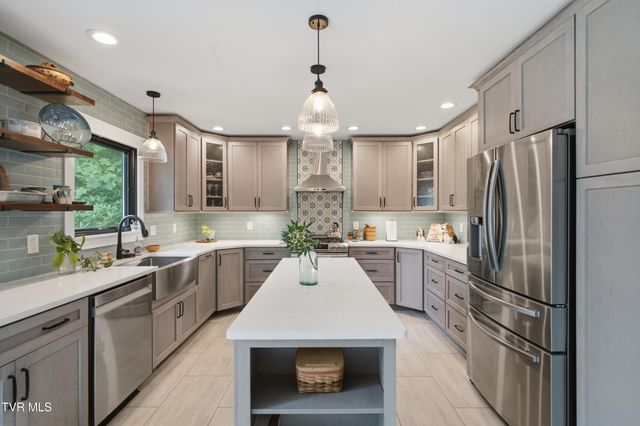 307 Mitchell Court, Jonesborough, TN 37659