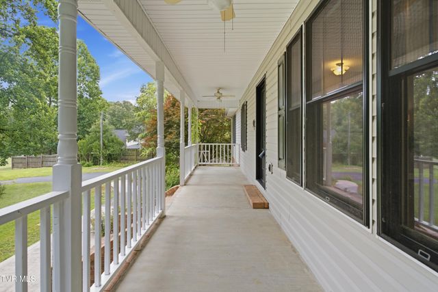 307 Mitchell Court, Jonesborough, TN 37659