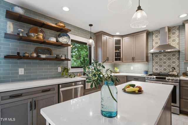 307 Mitchell Court, Jonesborough, TN 37659