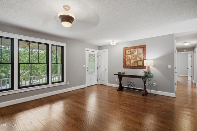 307 Mitchell Court, Jonesborough, TN 37659