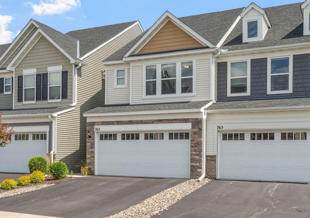 763 Stonegate Road, Chanhassen, MN 55317