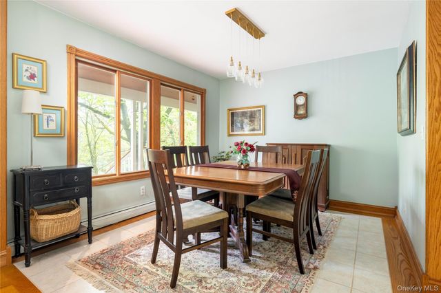 17 Highridge Drive, Huntington, NY 11743