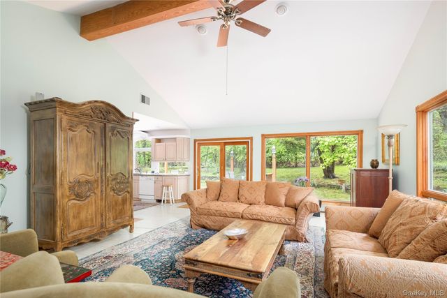 17 Highridge Drive, Huntington, NY 11743