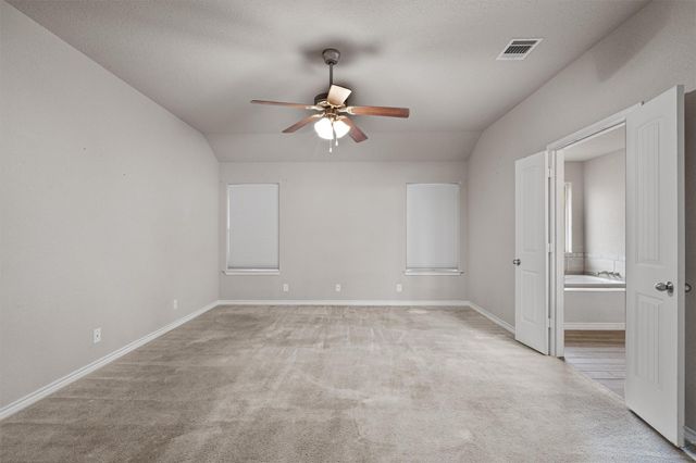 2604 Alamocitos Creek DR, Killeen, TX 76549