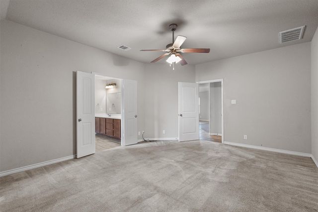 2604 Alamocitos Creek DR, Killeen, TX 76549