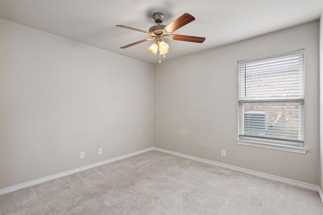 2604 Alamocitos Creek DR, Killeen, TX 76549