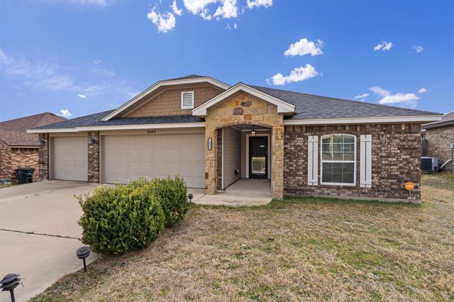 2604 Alamocitos Creek DR, Killeen, TX 76549