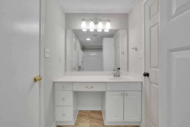 3067 Steeplechase, Alpharetta, GA 30004