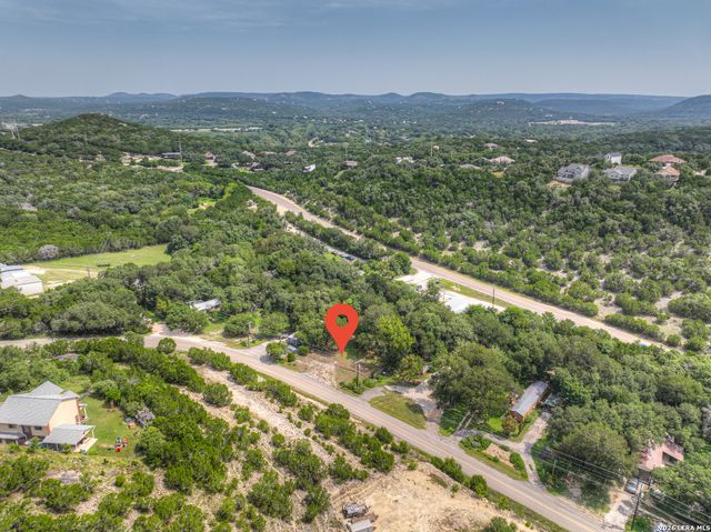 3265 SKYLINE DR, Canyon Lake, TX 78133