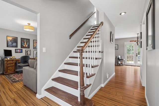756 Pembridge Place, Sugar Grove, IL 60554
