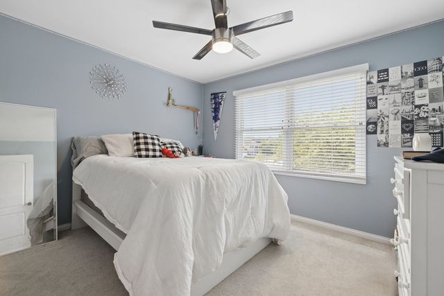 756 Pembridge Place, Sugar Grove, IL 60554