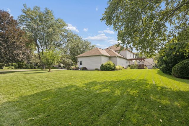756 Pembridge Place, Sugar Grove, IL 60554