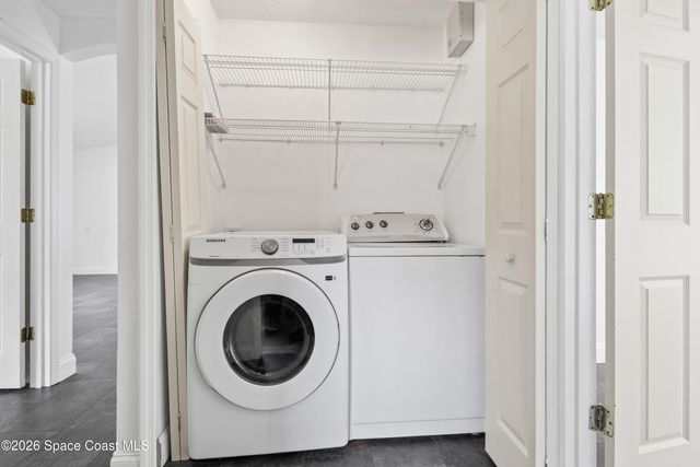 1091 Slocum Street NW, Palm Bay, FL 32907