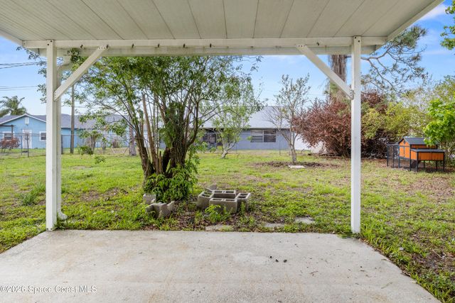 1091 Slocum Street NW, Palm Bay, FL 32907